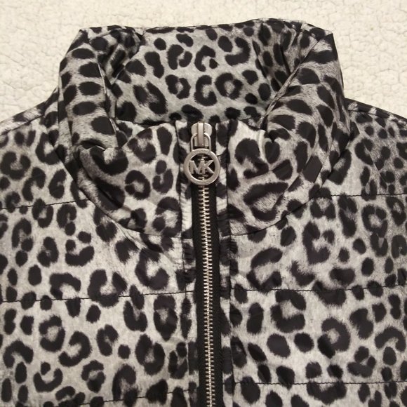 NWT Michael Kors Leopard Print Puffer Vest - Picture 5 of 6